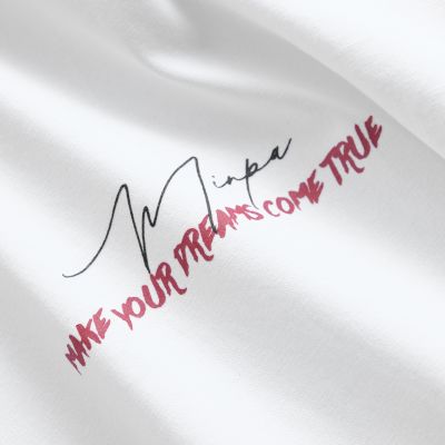 M'BUTTERFLY - TRẮNG